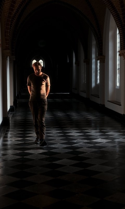 Een vijfdaagse verdiepende wandeltocht door de natuurgebieden van onze zuidergrens, inclusief een tweedaagse stilteretraite in het trappistenklooster Abdij Koningshoeven.